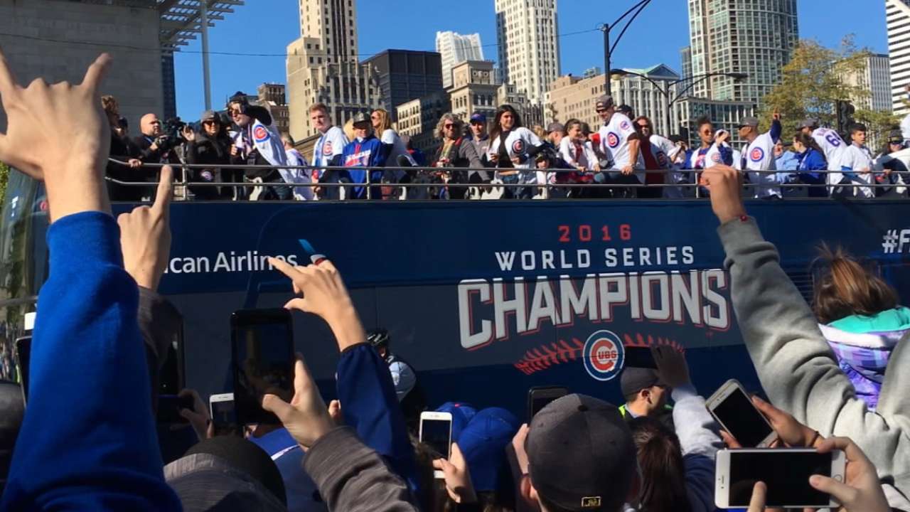 Manfred: Cubs 'huge piece of postseason success'