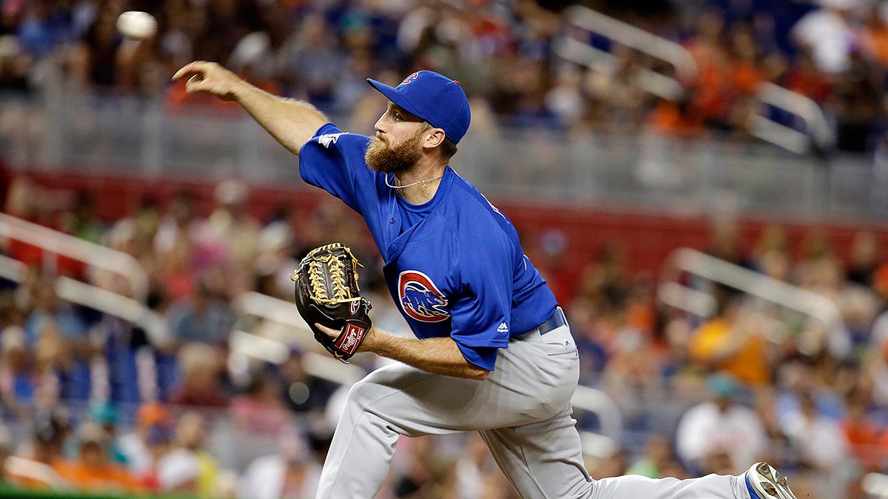 Cubs sell Patton's contract to Japanese team