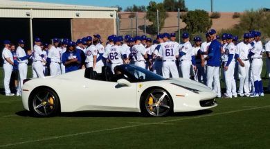 CubsFerrari1280_xhttfo1m_g27agcne.jpg