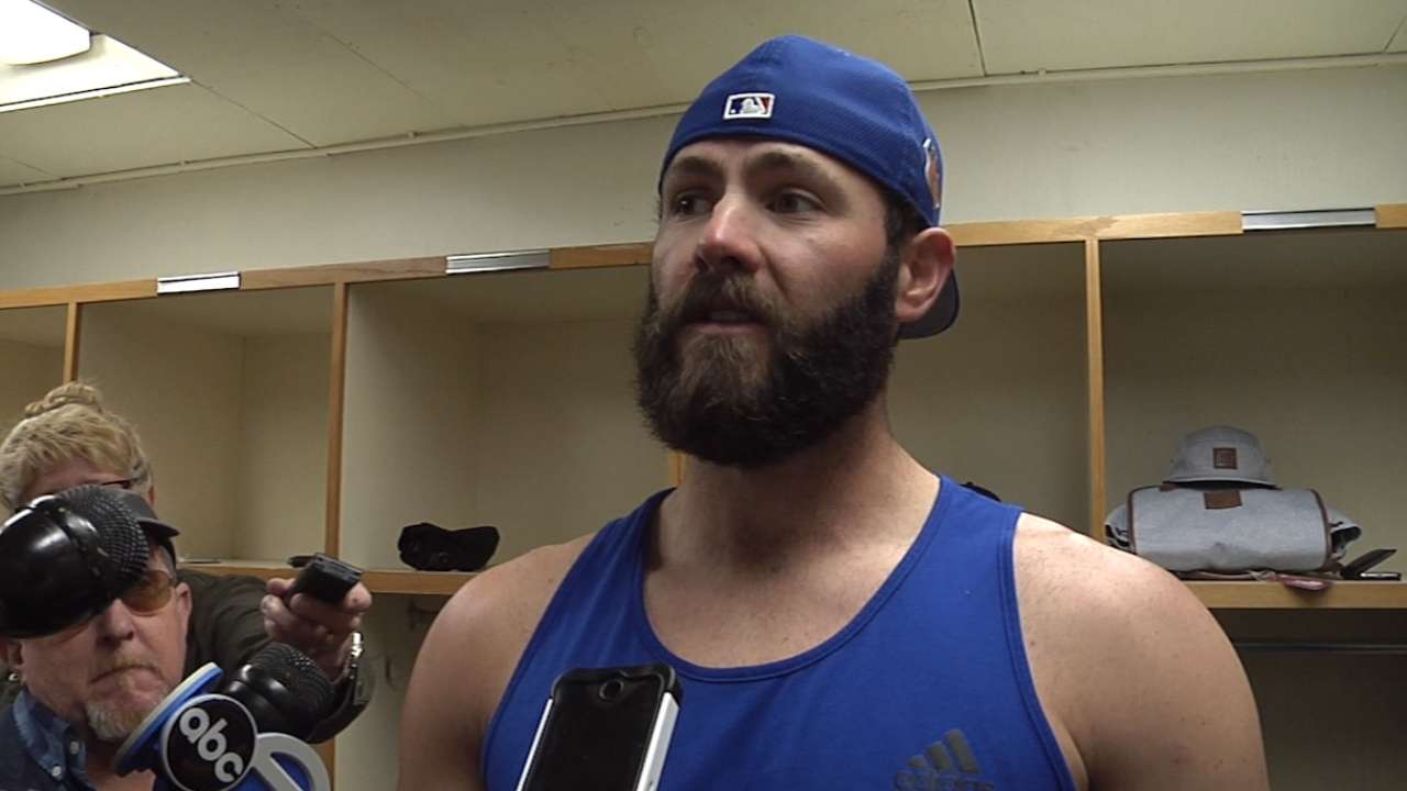 Arrieta's focus on helping Cubs, not contract