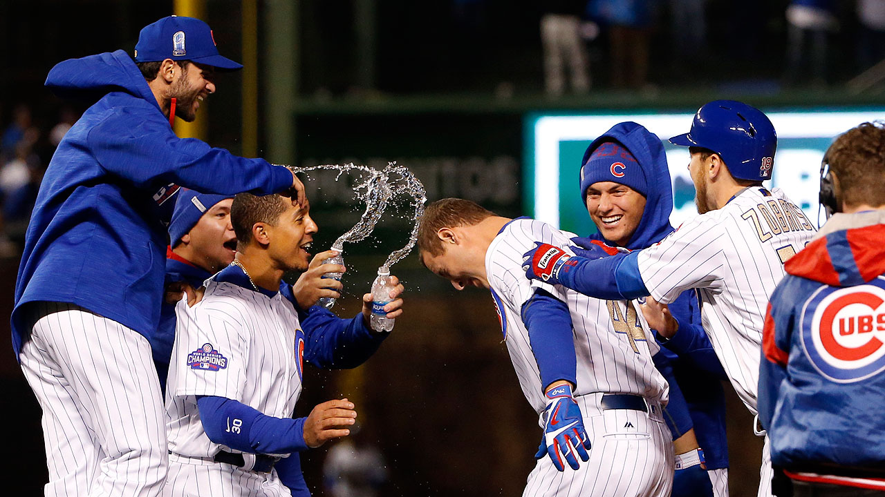 Rizzo punctuates Cubs' party with walk-off