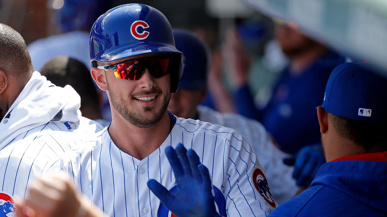 Bryant's 1st '17 HR hits Wrigley scoreboard