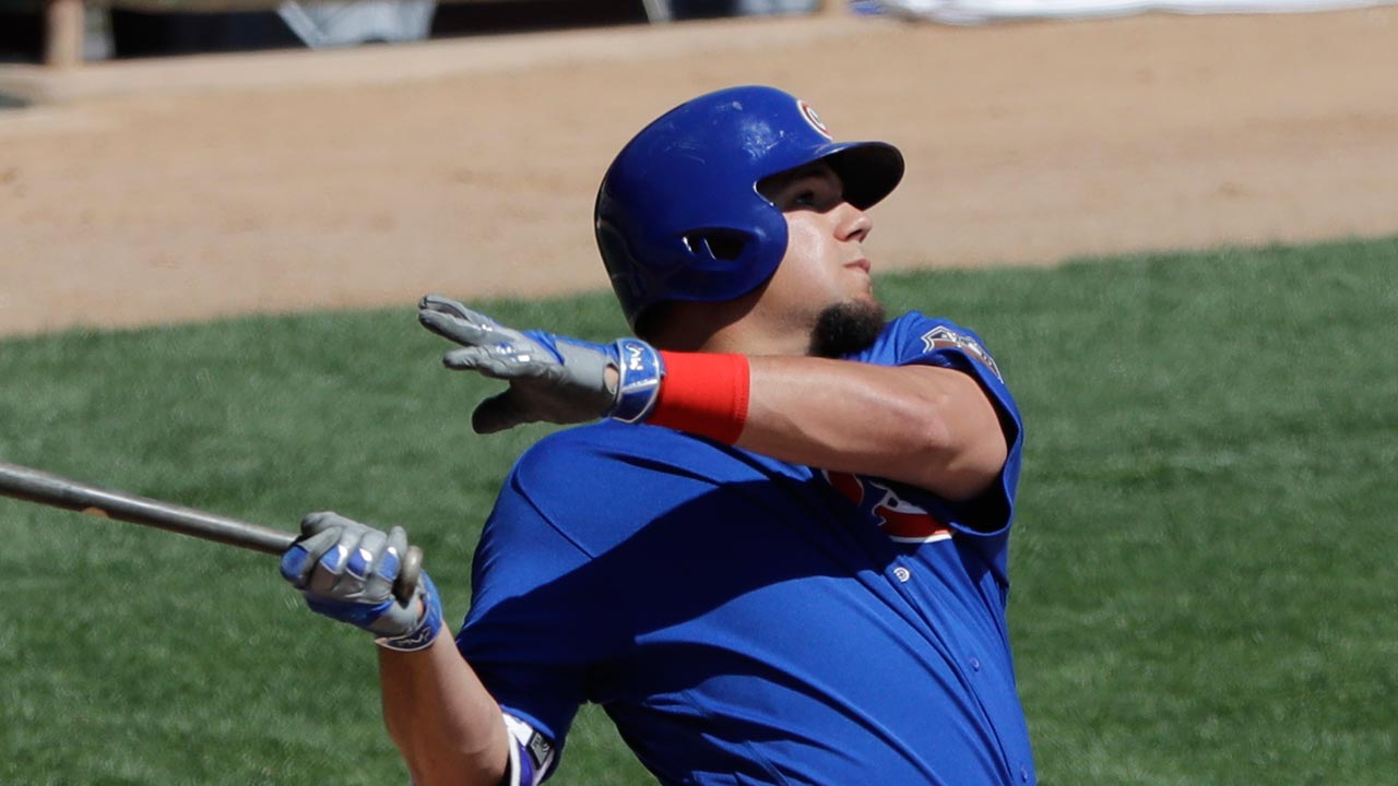 After Yadi's oddity, Schwarber delivers with HR