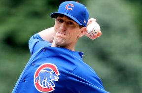 Kyle_Hendricks_1280_5qgimrcn_h2nv6ia9.jpg